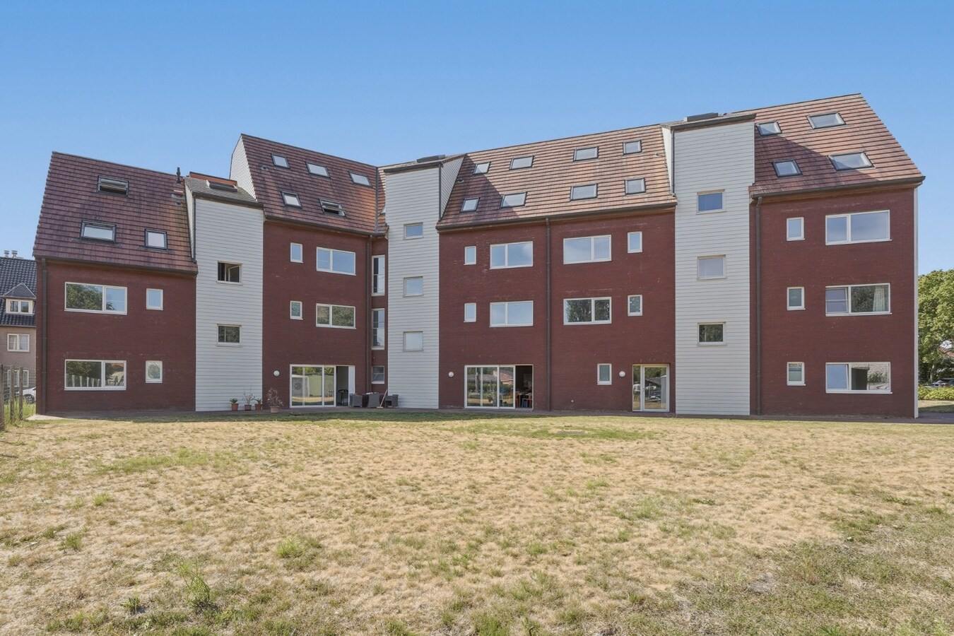 Te koop service flat - Eernegem