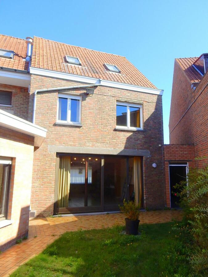 Ruime woning met veel potentieel! 