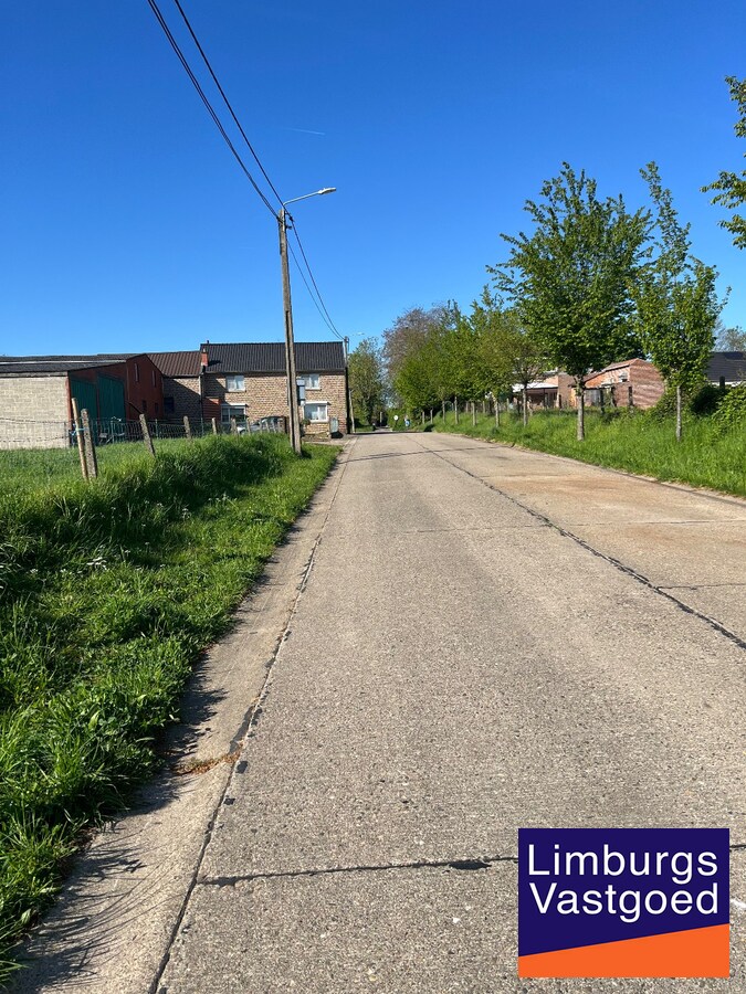 Grond in woongebied voor open bebouwing, 14a14ca, in Herderen 