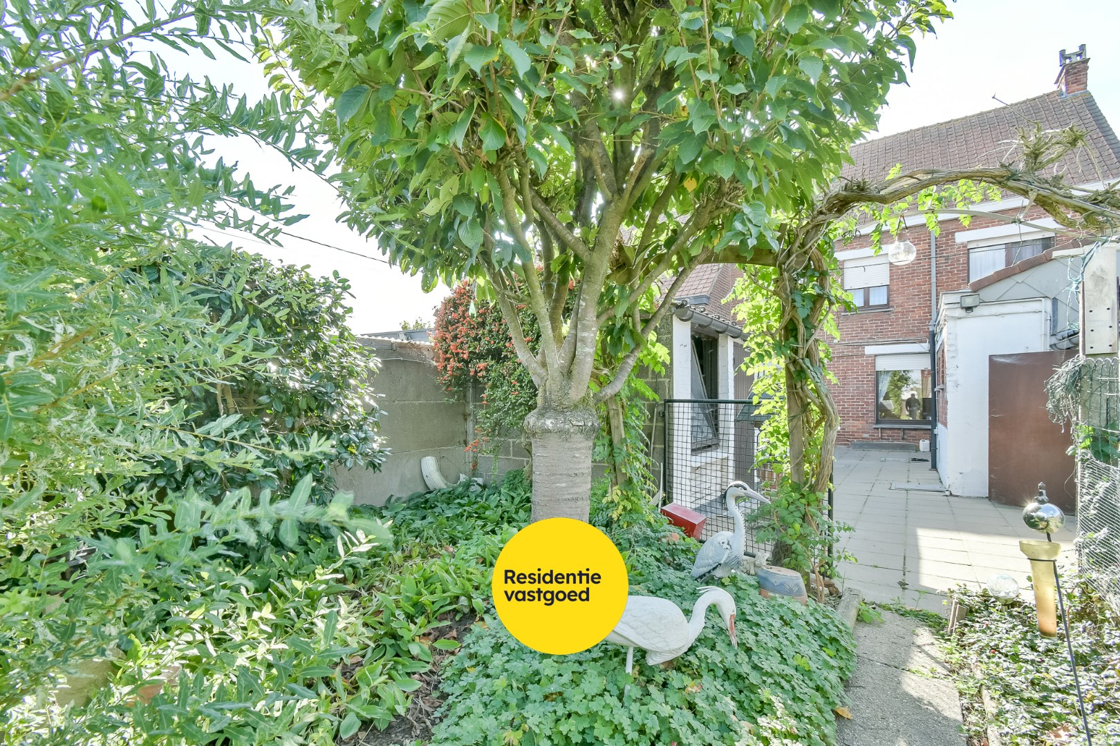 Te renoveren halfopen bebouwing in Kortemark! 