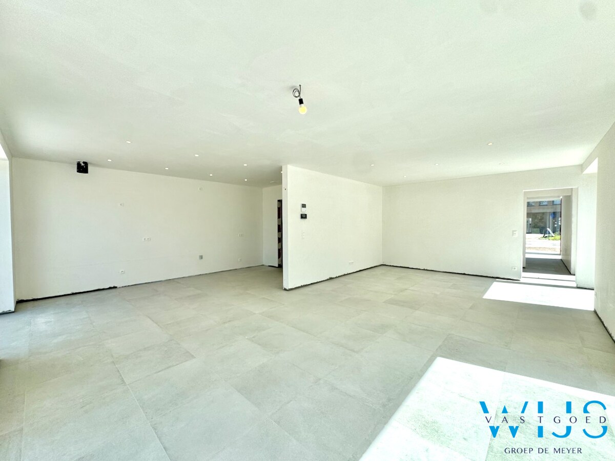 Moderne nieuwbouw op TOPlocatie te Assenede ! 