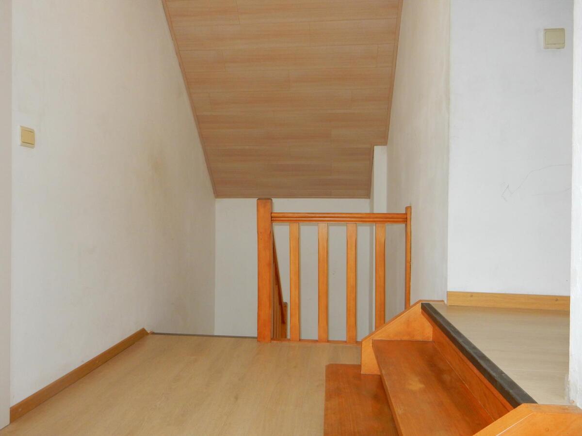 Ruime opgeknapte woning te Jabbeke 