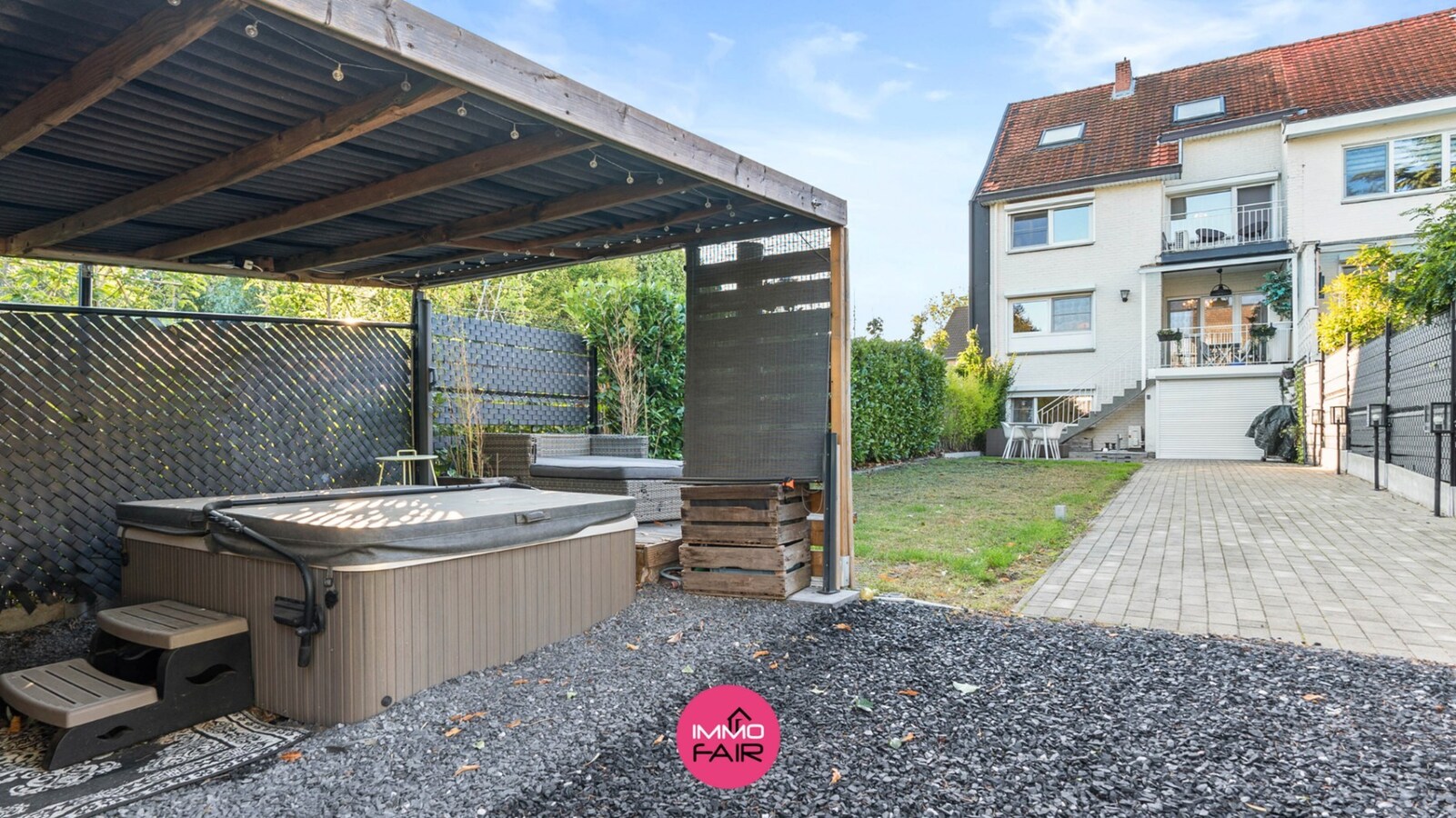 Instapklare gezinswoning met 4 slaapkamers in het hartje van Genk 