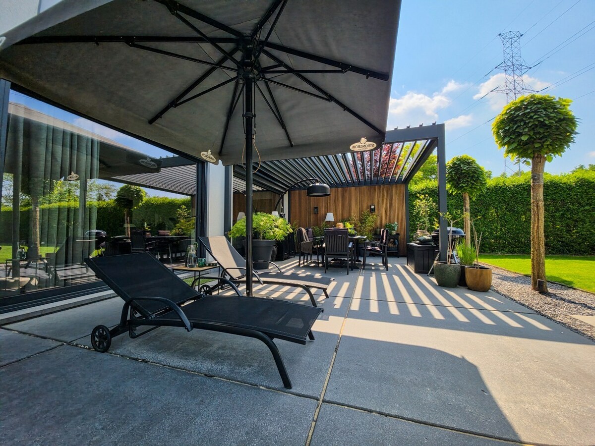 Moderne ENERGIEZUINIGE villa op toplocatie nabij het Albertkanaal 