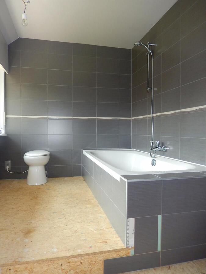 Gezellige charmante woning met garage en zonnige tuin 