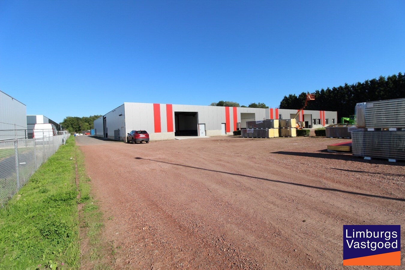 SLAKWEIDESTR. - KMO UNIT 5 - 202 m² - sectionaal poort - nabij E-314 