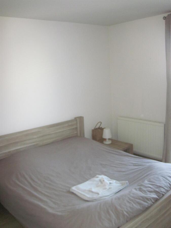 Gelijkvloers appartement. Aangenaam wonen ! 