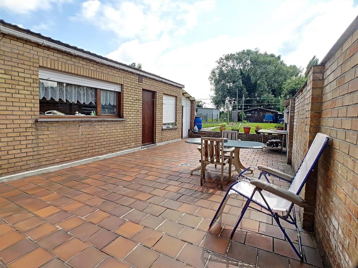 Centraal gelegen gezinswoning op mooi perceel (400 m²) - Lissewege 