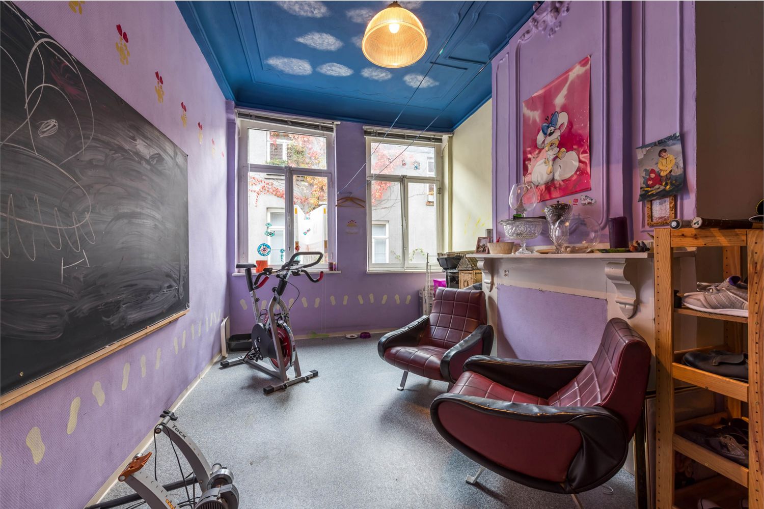 Zeer mooi en ruim handelspand met grote gerieflijke woonst op toplocatie in de Gentse historische binnenstad! 