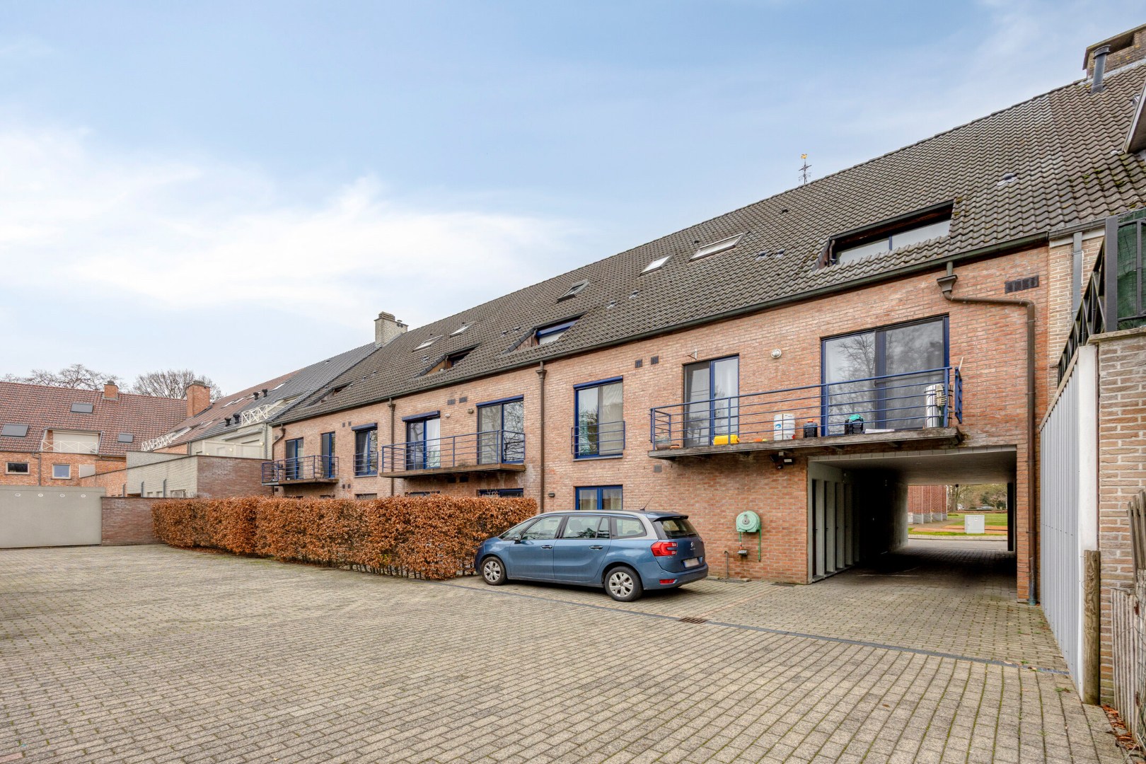 Instapklaar appartement met 2 slpk., staanplaats en berging in Tessenderlo-Schoot 