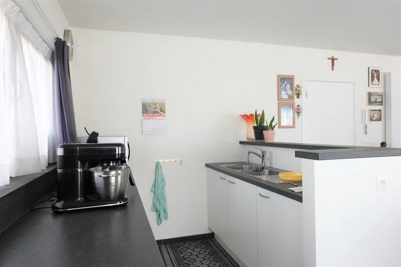 Gelijkvloers appartement met 2 slaapkamers 