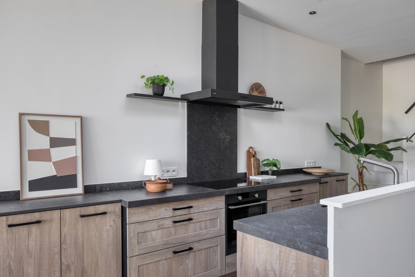 Prachtig volledig gerenoveerde woning met tuin en 3 slaapkamers in Tienen 