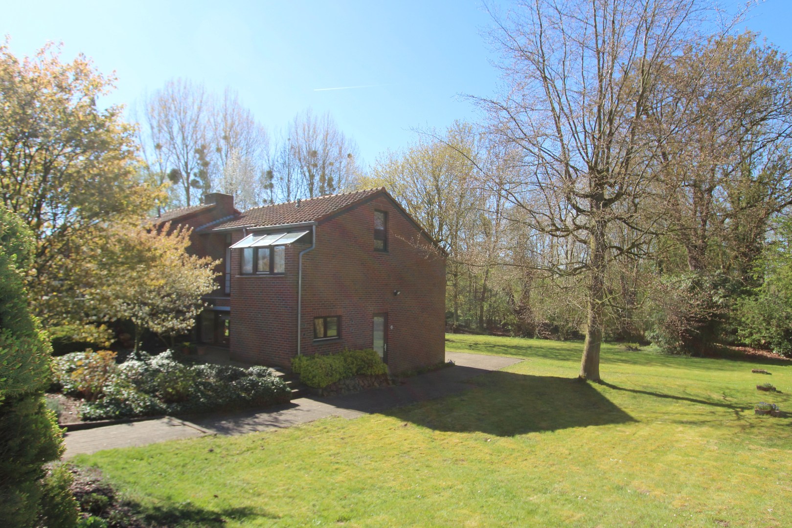 Gezellig ingerichte woning met zalige tuin aan de Kevie 