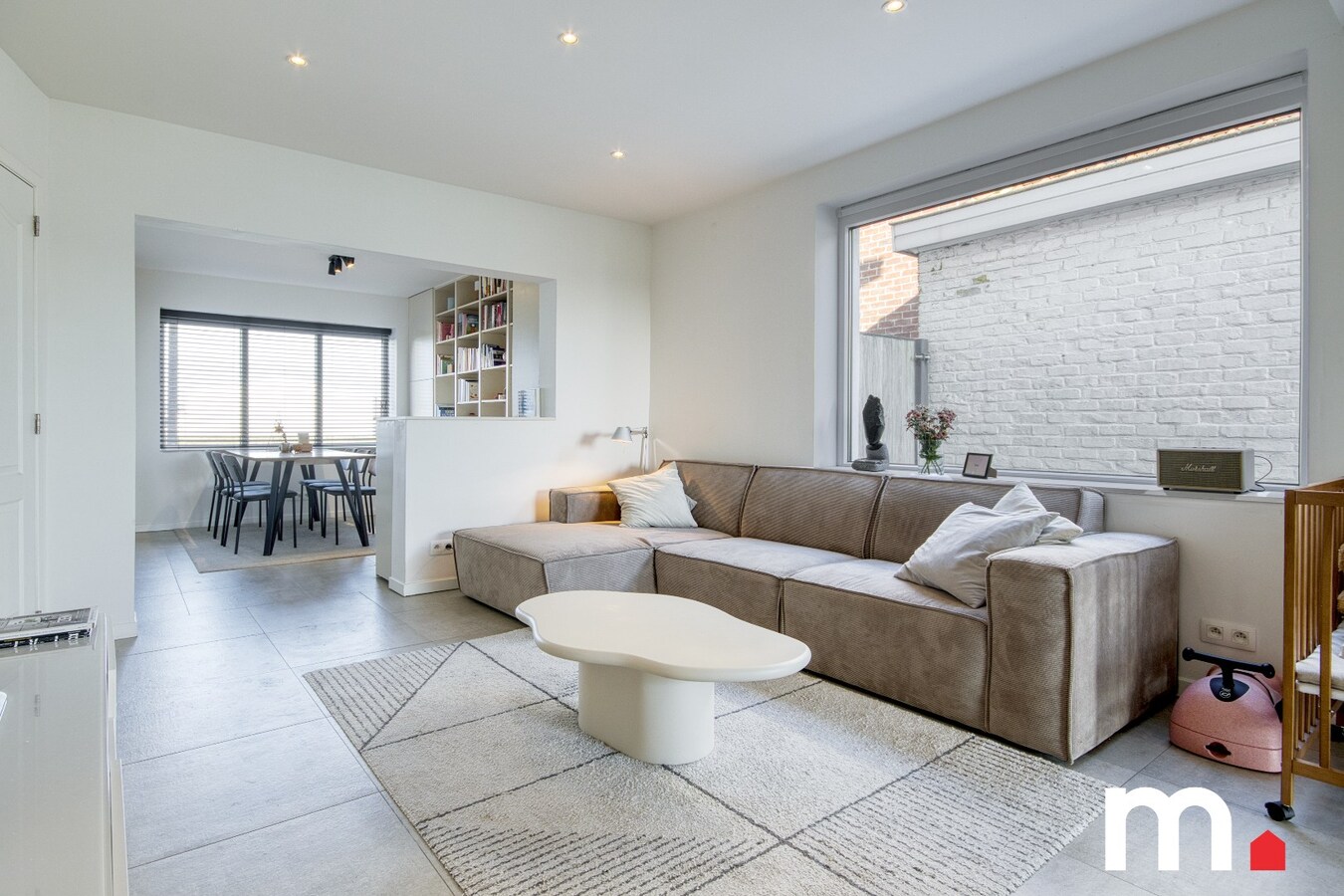 Top gerenoveerde halfopen woonst met ruime tuin te Waregem ! 