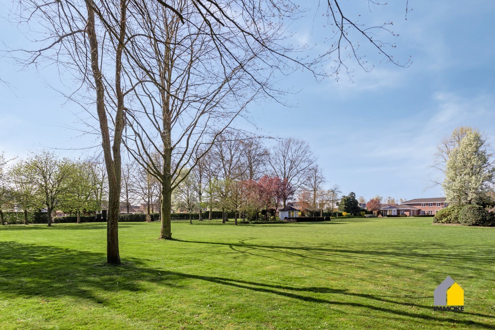 Tijdloze, stijlvolle villa met parktuin op toplocatie. 
