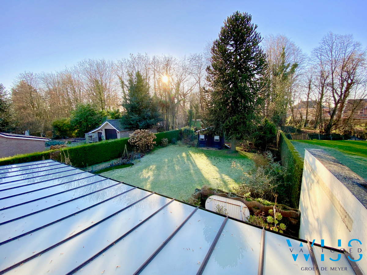 Stevige ruime gezinswoning op een prachtig perceel te KLUIZEN ! 