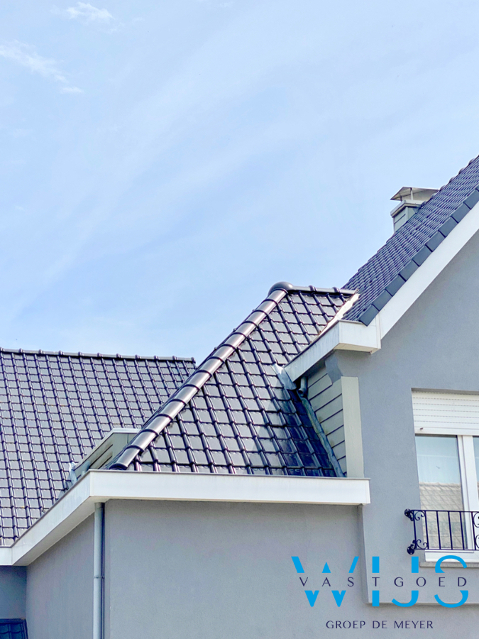 Uitzonderlijk ruim woonhuis te Kluizen/ Evergem! 