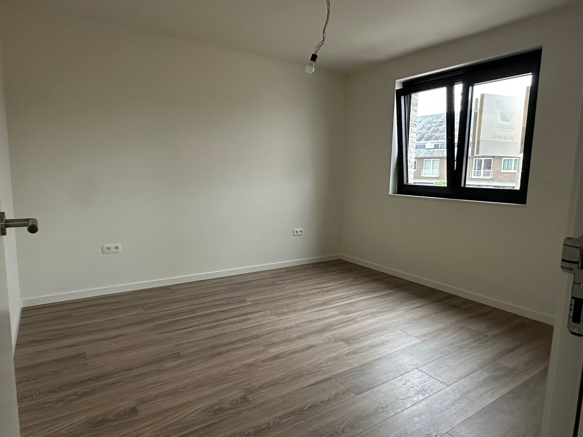 Nieuwbouw woning met 4 slaapkamers (1 gelijkvloers) 