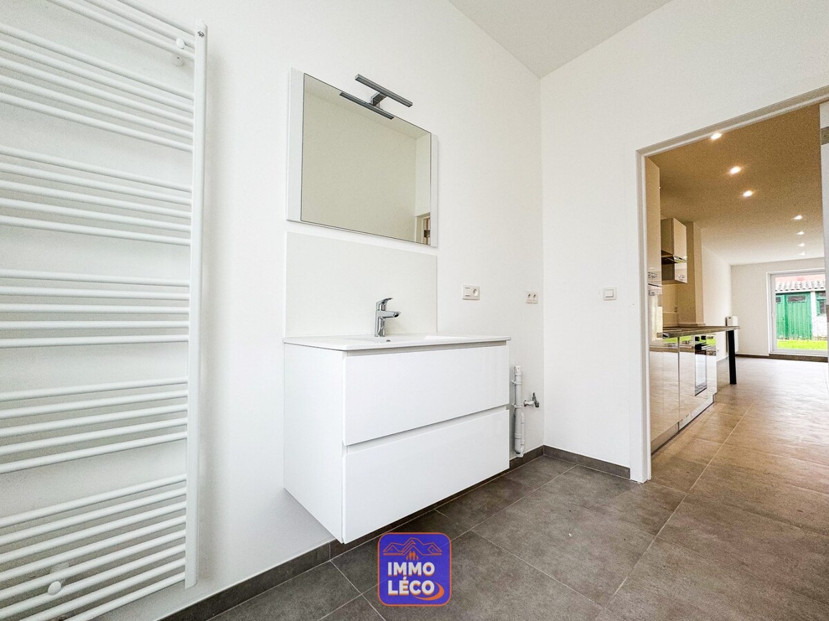 Maison rénovée en plein centre-ville avec jardin, IDEAL INVESTISSEURS !! 