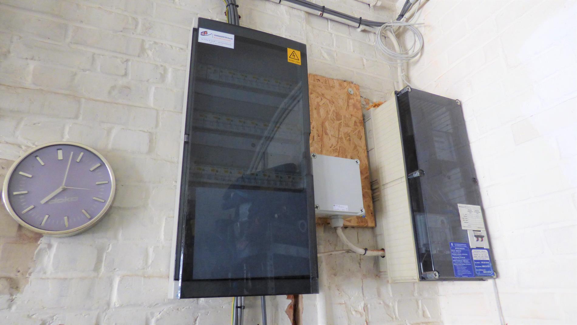 Aantrekkelijke en karaktervolle gezinswoning in het centrum van Zwevegem. 