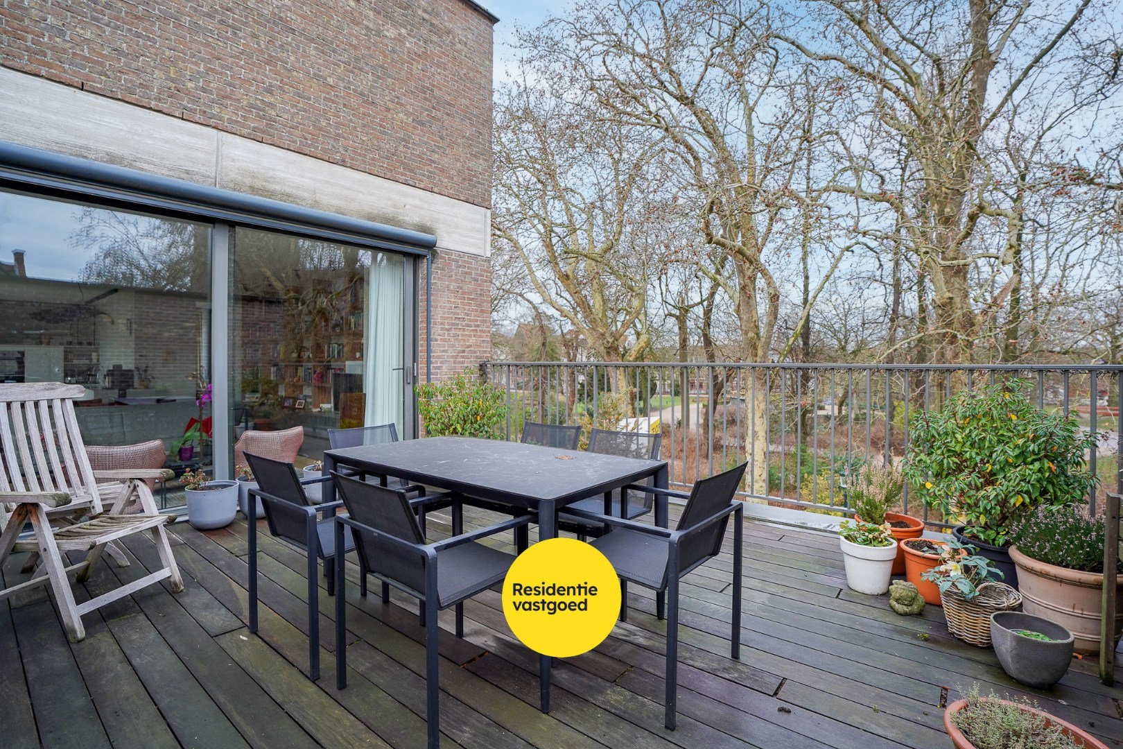Exclusief wonen aan het Koningin Astridpark – stijlvol appartement met uitzonderlijk terras 