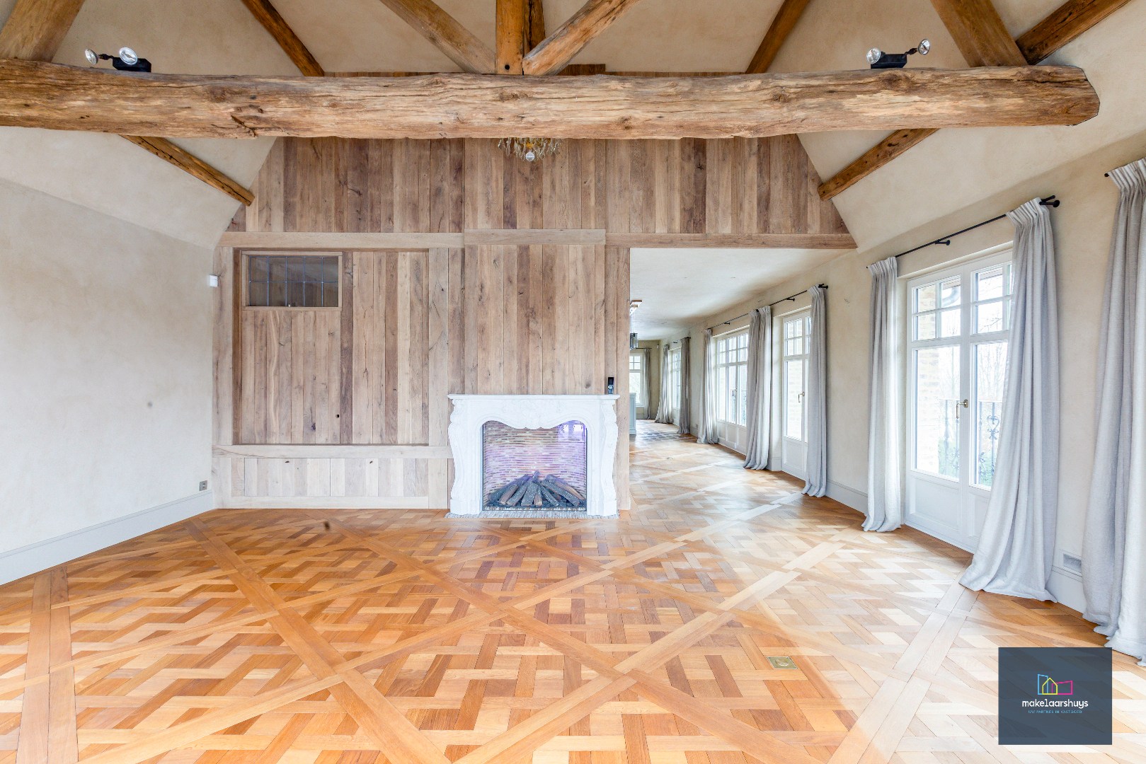 Exclusieve Franse manoir villa met bijhuis aan de Leie 