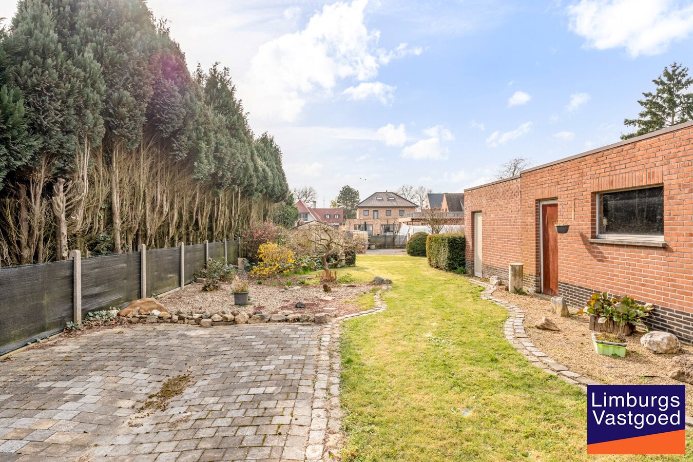 HOB in Kuringen, 3 slpk, losstaande garage, 7a02ca 