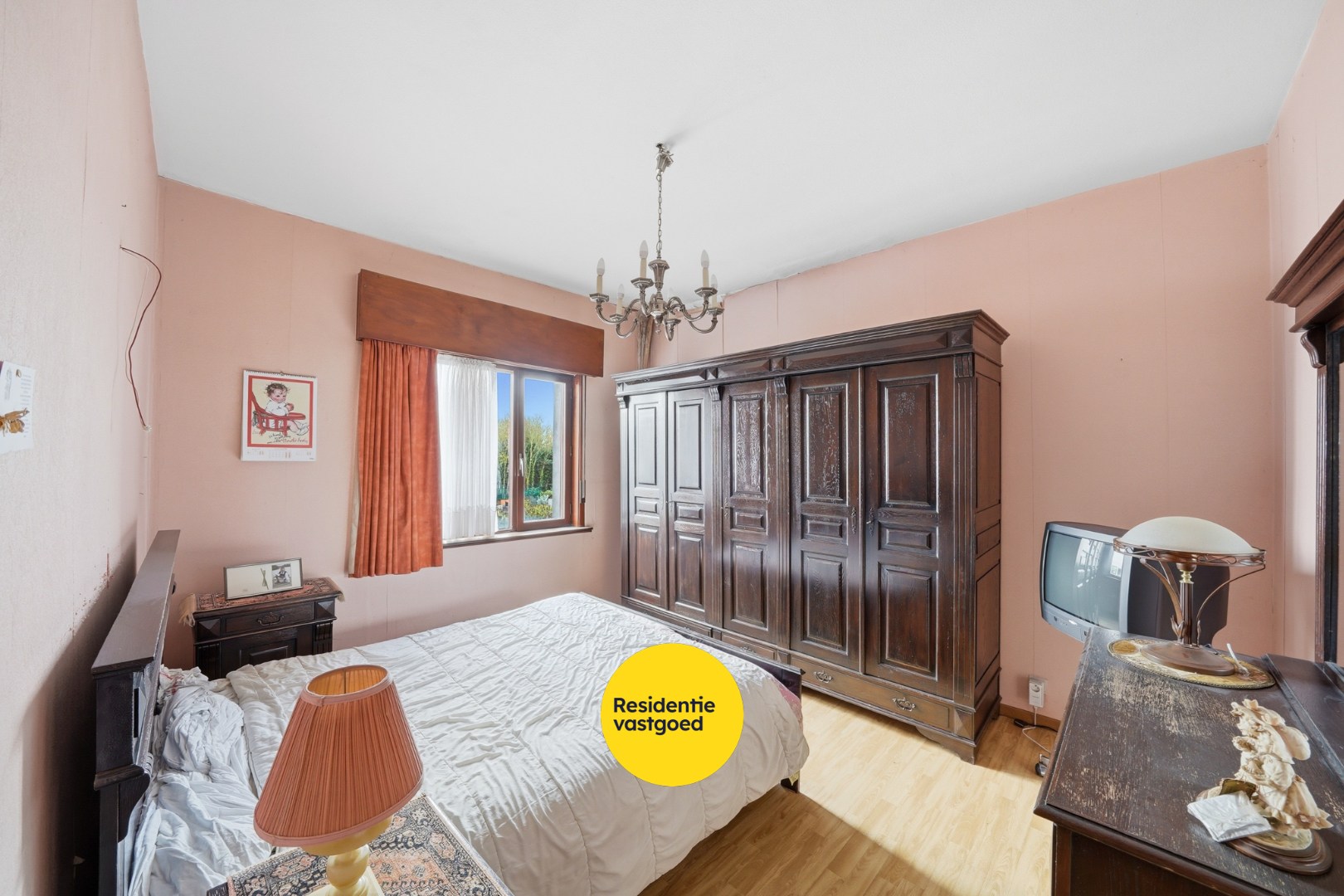 Te renoveren woning met 3 slaapkamers en tuin in Zandvoorde (Oostende) 