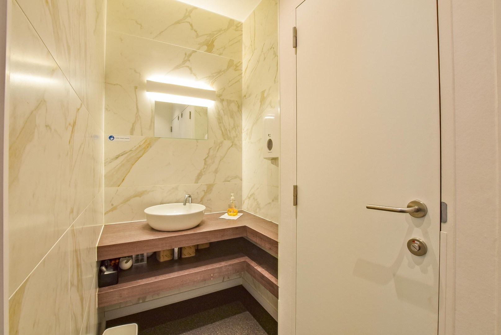 Tophorecazaak met woonst op de Kaai in Nieuwpoort – Huur of Huurkoop mogelijk 