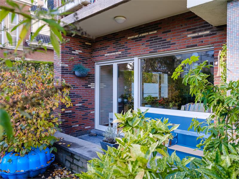 Uitermate goed gelegen gelijkvloersappartment. 