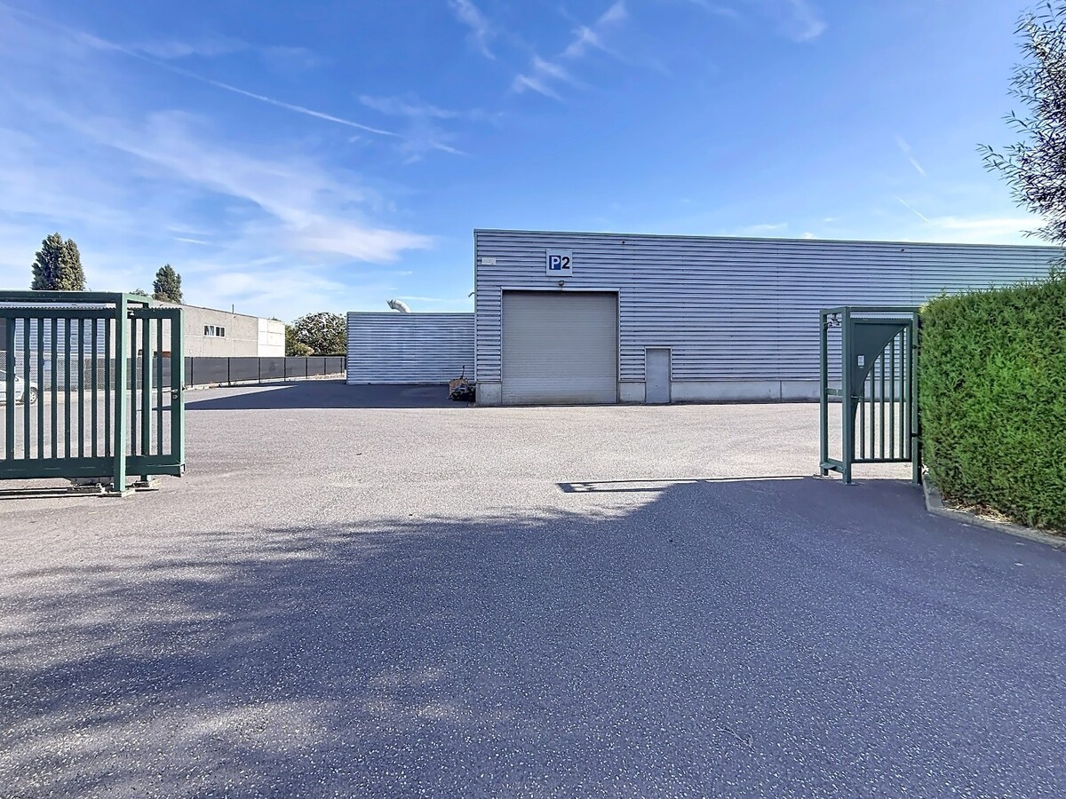 Te huur - Hangar (Loods) - Ooigem