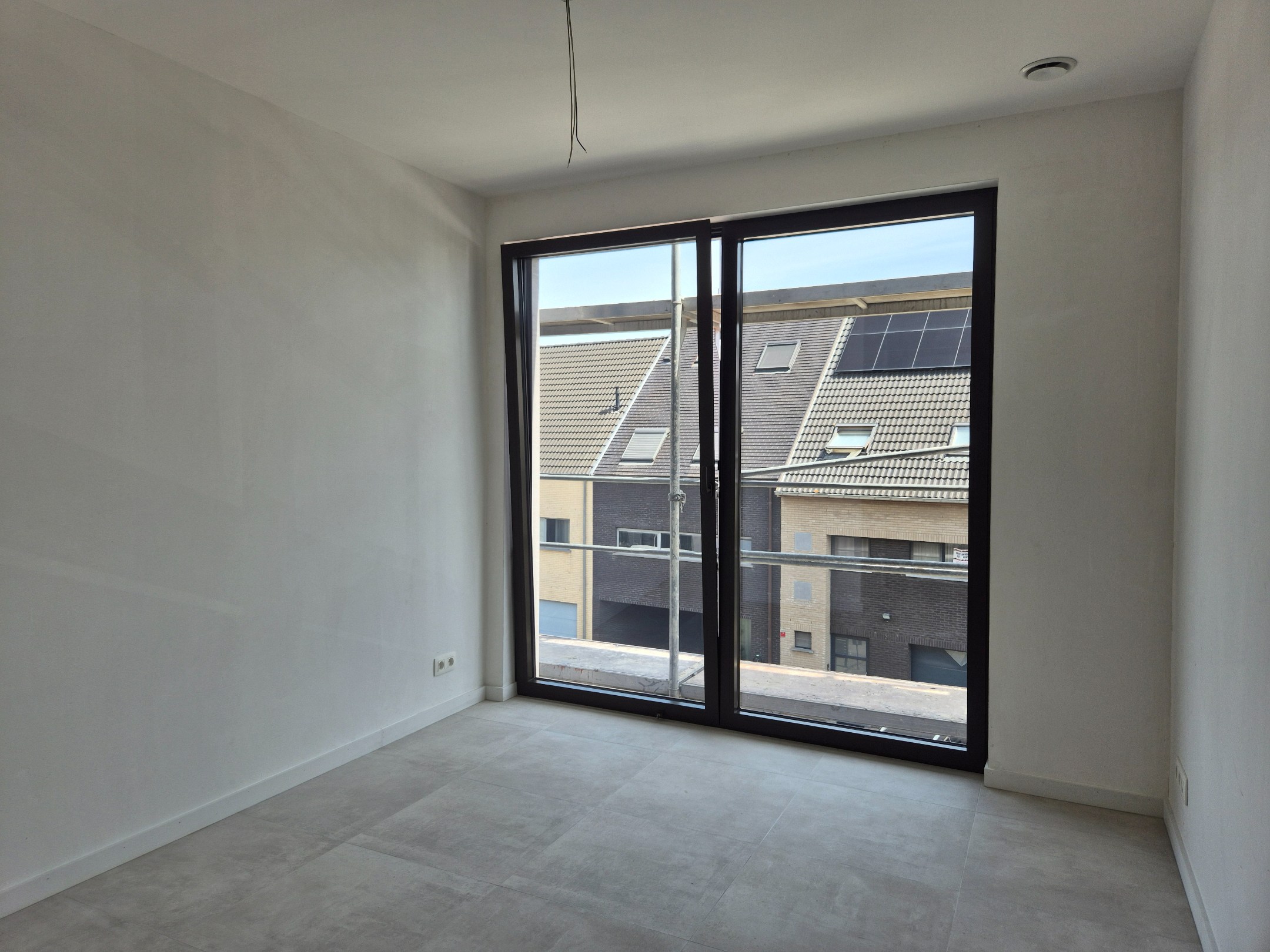Nieuwbouwappartement met 2 slaapkamers en terras 