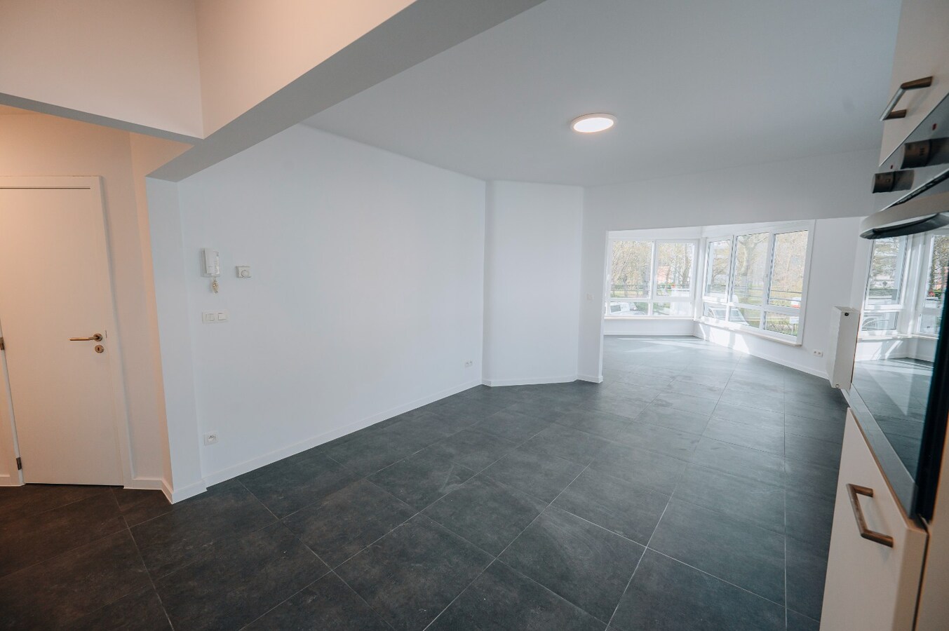 Ruim en lichtrijk 1-slaapkamerappartement op centrale locatie nabij park en centrum 