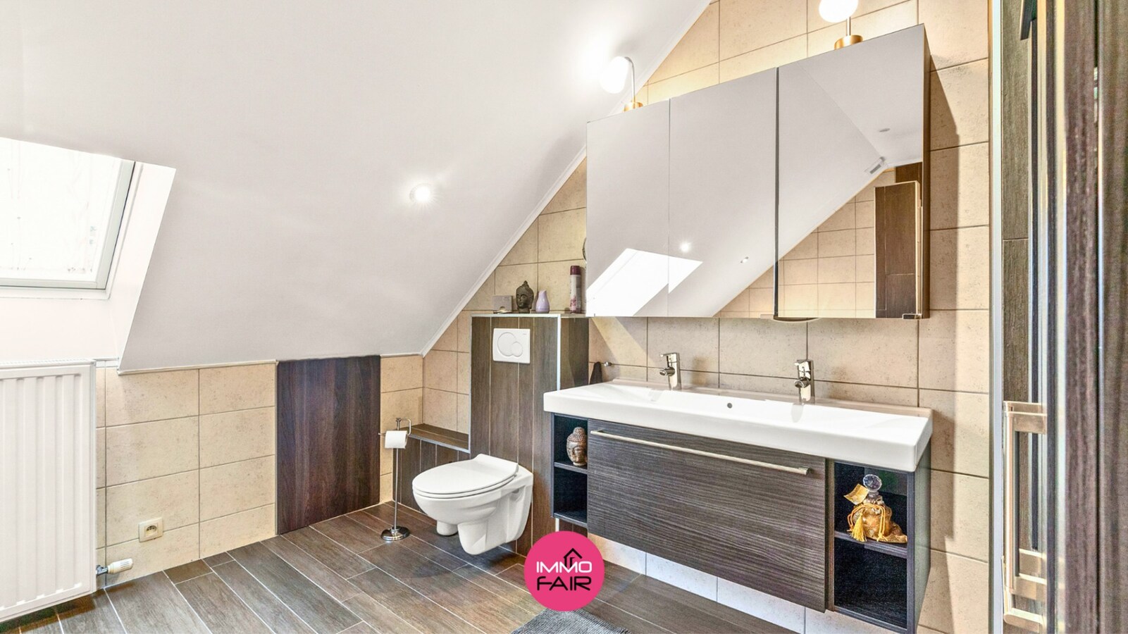 Royale gezinswoning op perceel van 829 m² op 5 minuten van Maastricht! 