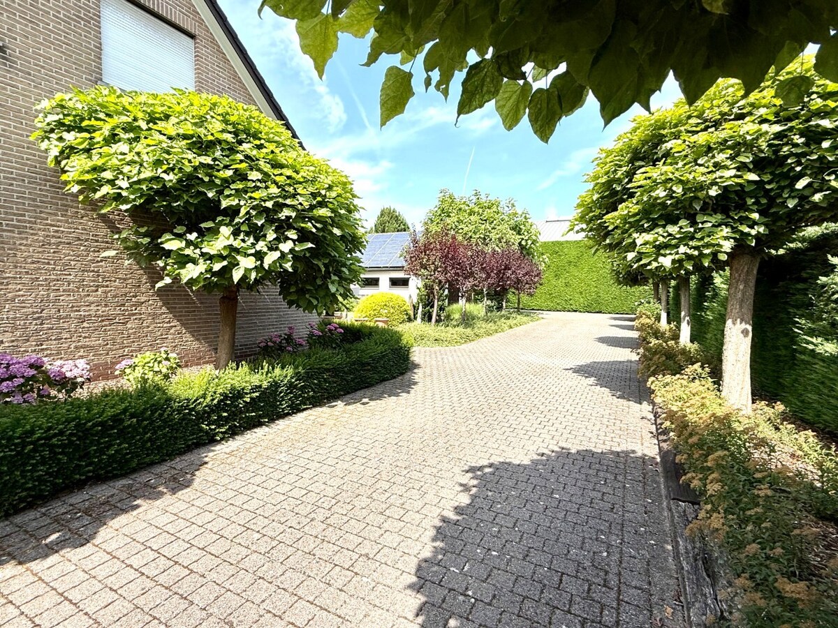Bijzonder ruim én rustig wonen. 