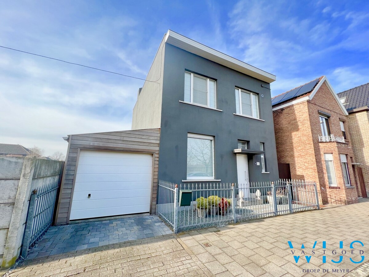 Prachtige gezinswoning op een rustige locatie ! 