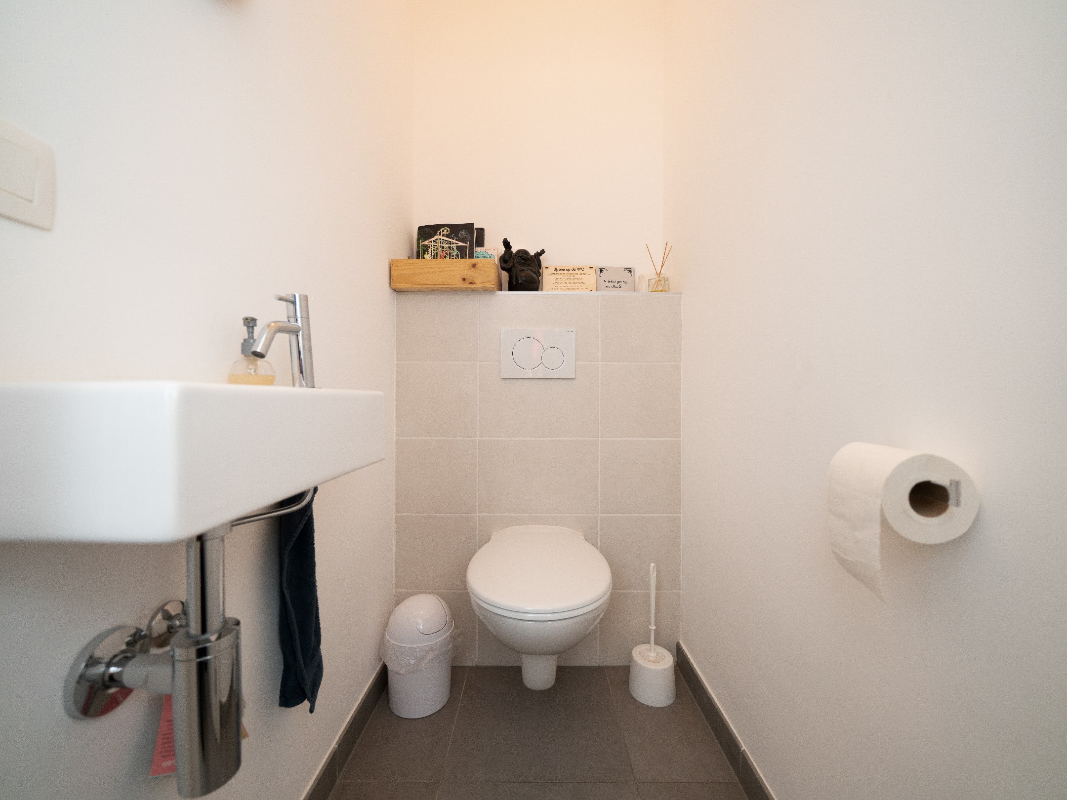 Nieuwbouwappartement met 3 terrassen, staanplaats en kelder 