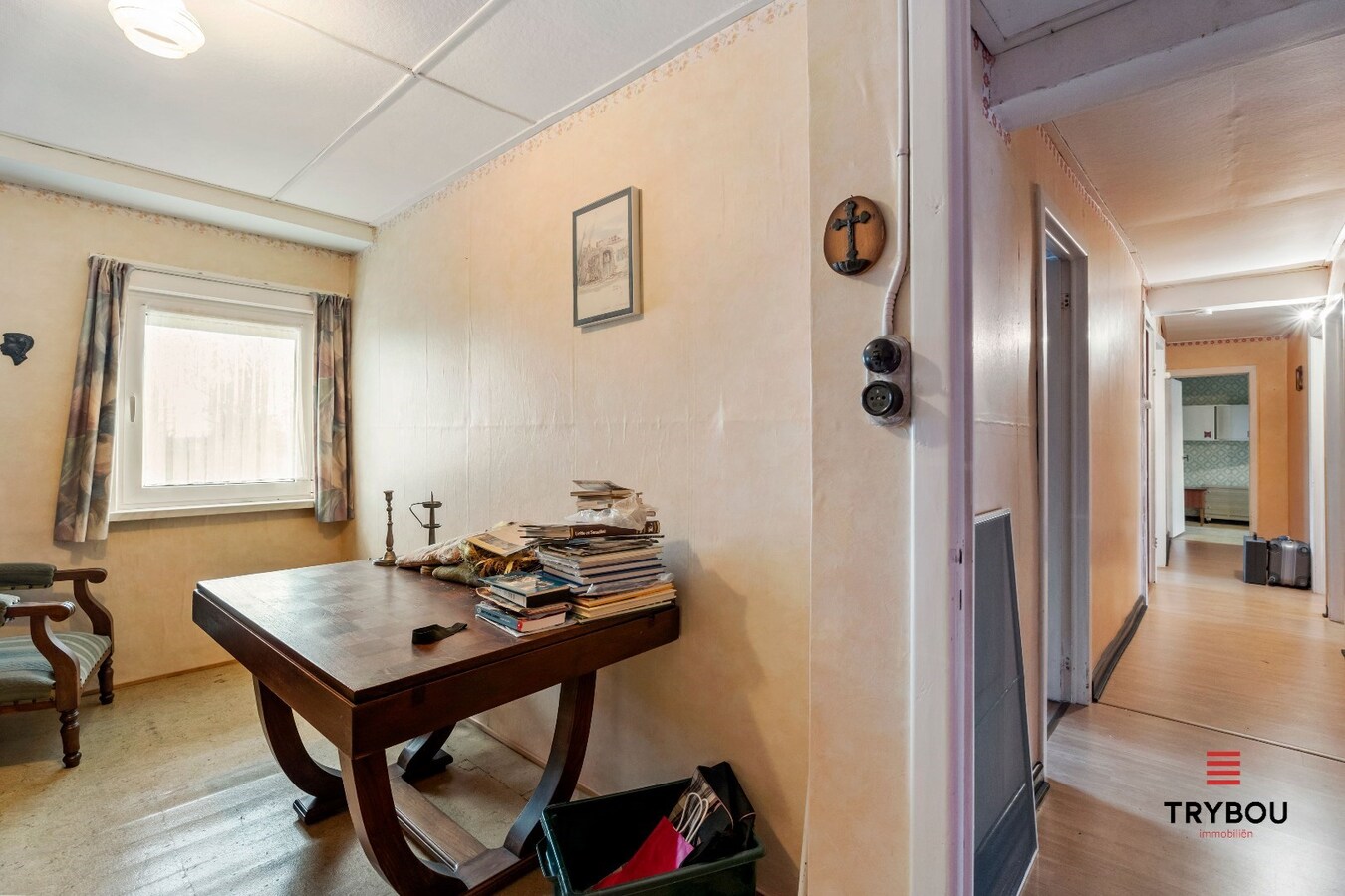 Zeer ruime gezinswoning in het centrum van Merkem 