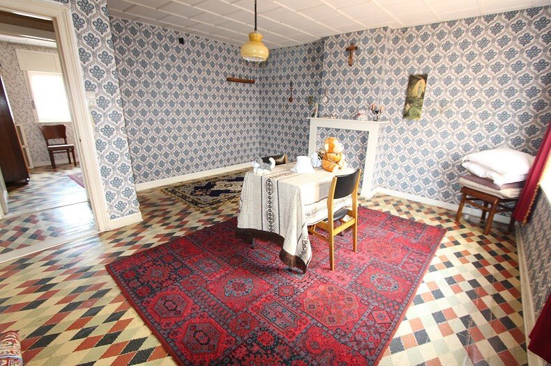 Woning met 4 slaapkamers en tuin te Koekelare 