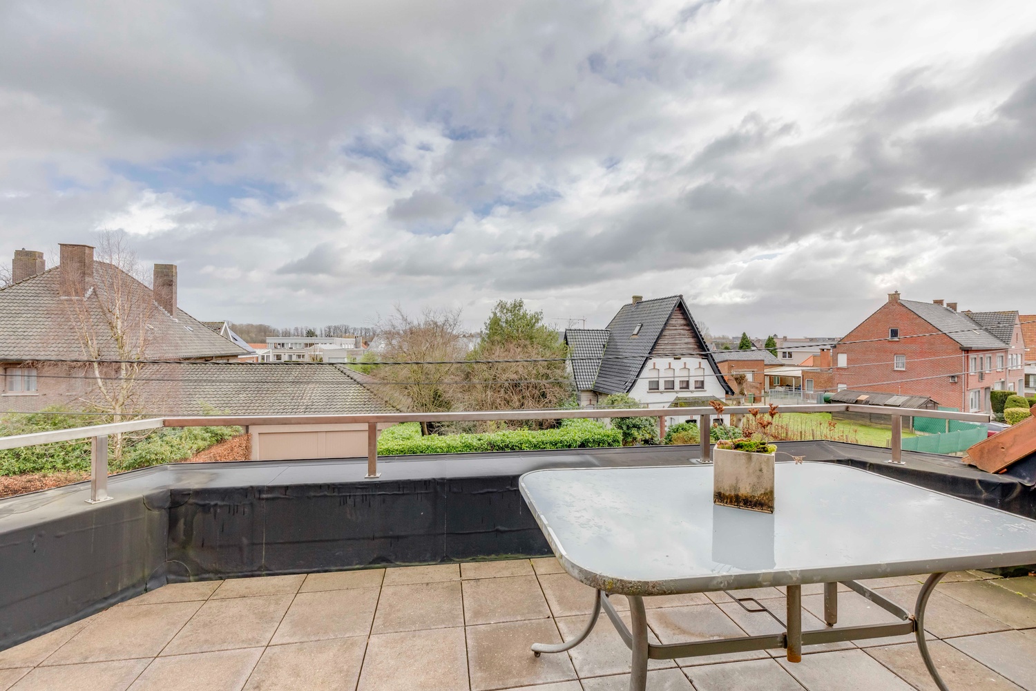 Duplex appartement, 3 slaapkamers en garage hartje Herzele 