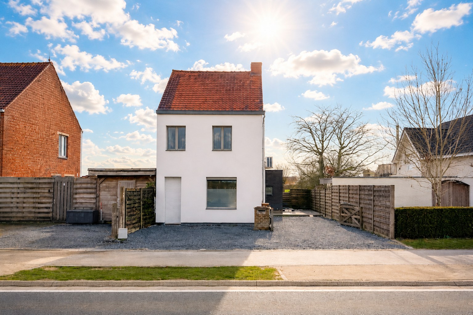 Instapklare gezinswoning met open zicht en mooie tuin, perceel 539 m², Torhout 