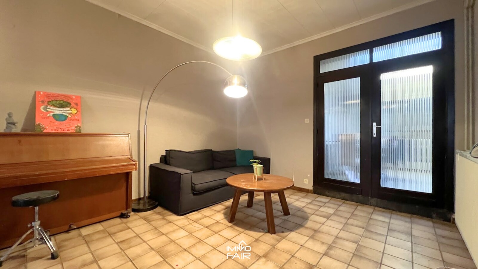 Budgetvriendelijke woning op royaal perceel! 