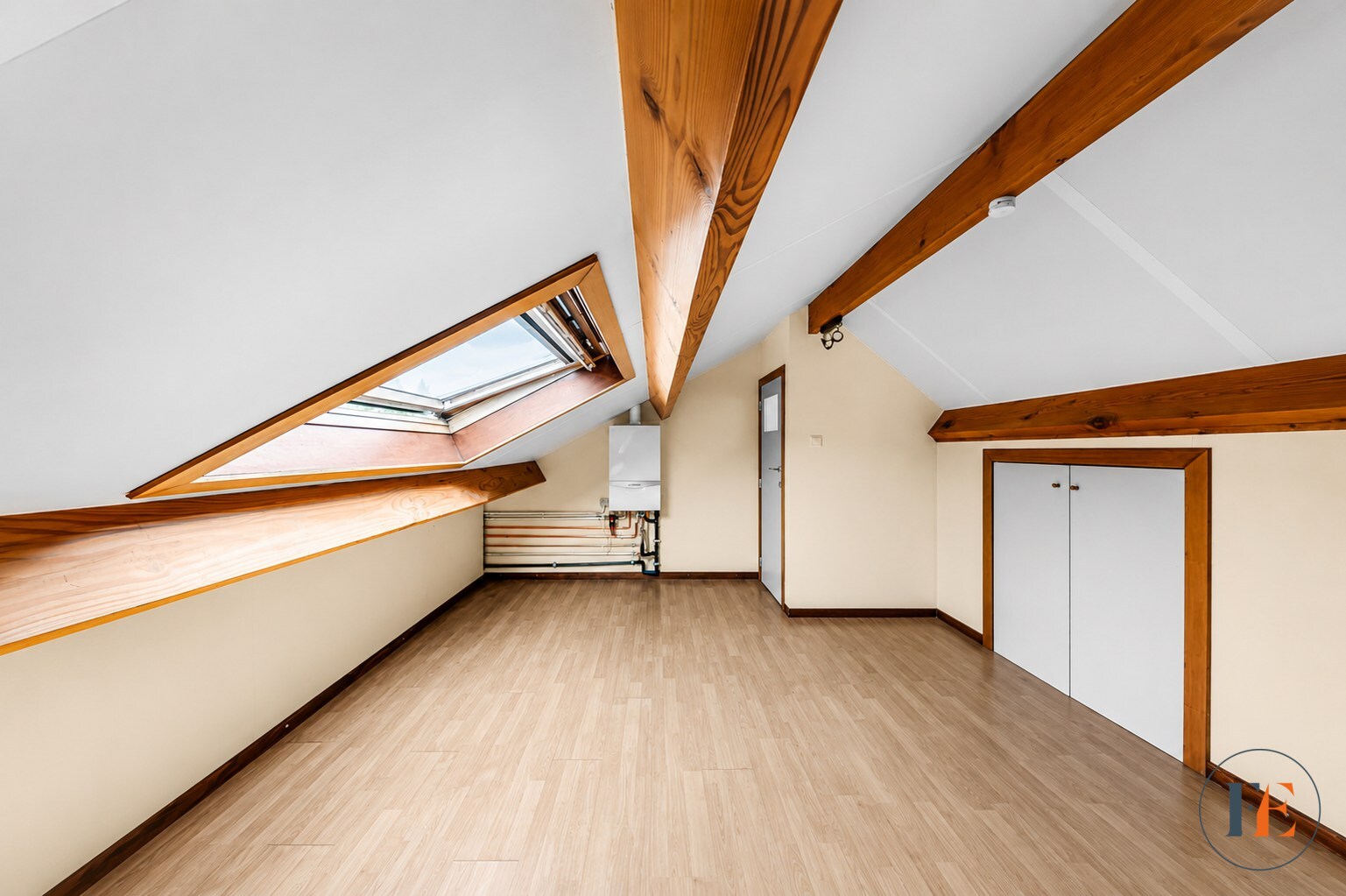 Knusse woning aan het water 
