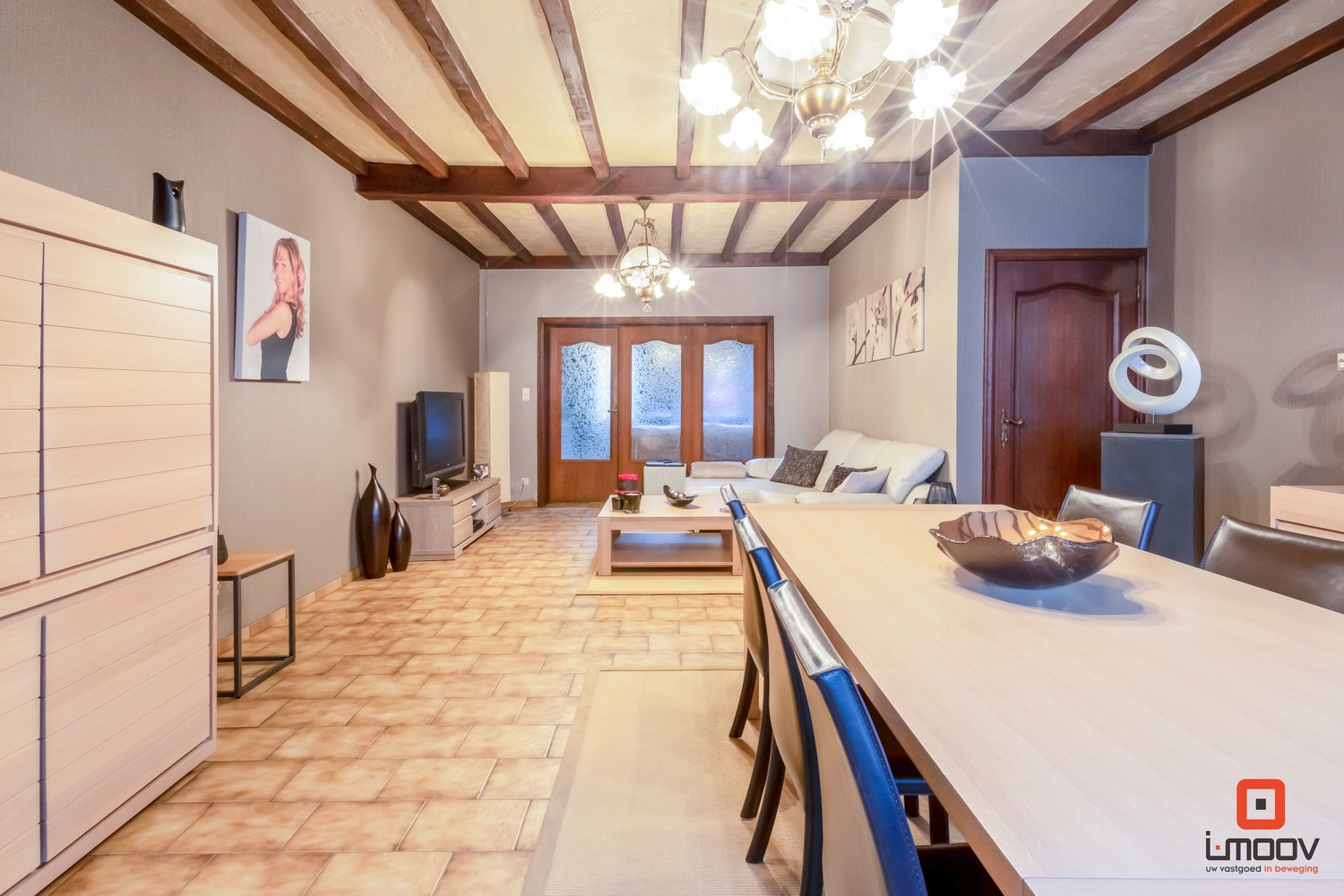 Charmante rijwoning met zeer veel mogelijkheden in Balegem! 