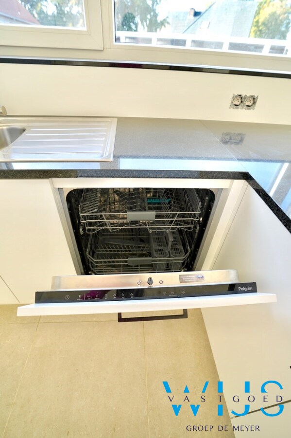 Nieuwbouw gelijkvloers appartement in centrum ERTVELDE ! 