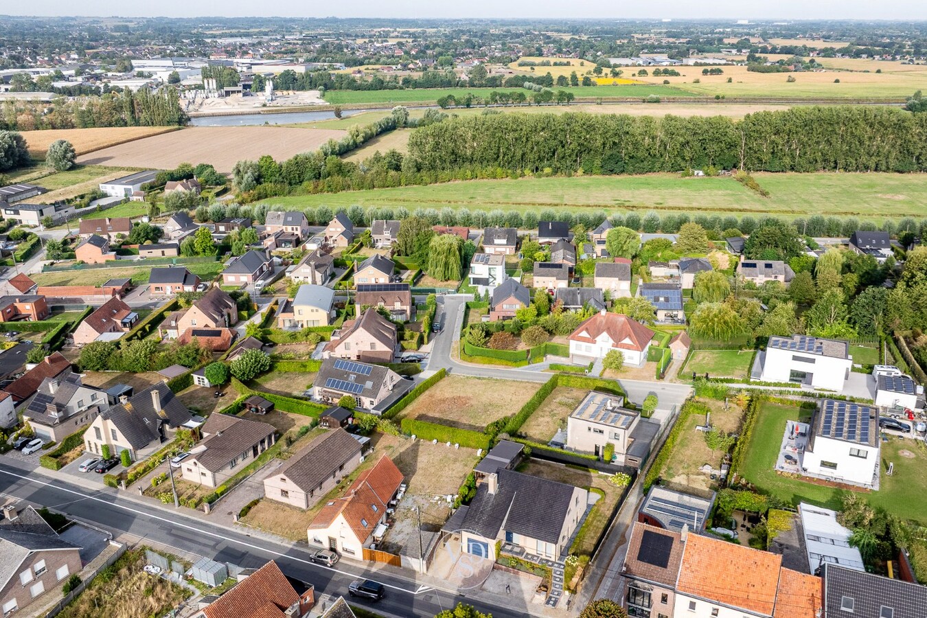 Uniek bouwperceel, op het einde van een pijpekop. 
