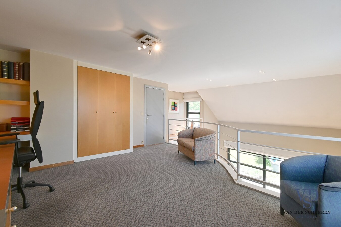 Exclusief en tijdloos wonen met exceptionele zichten. 