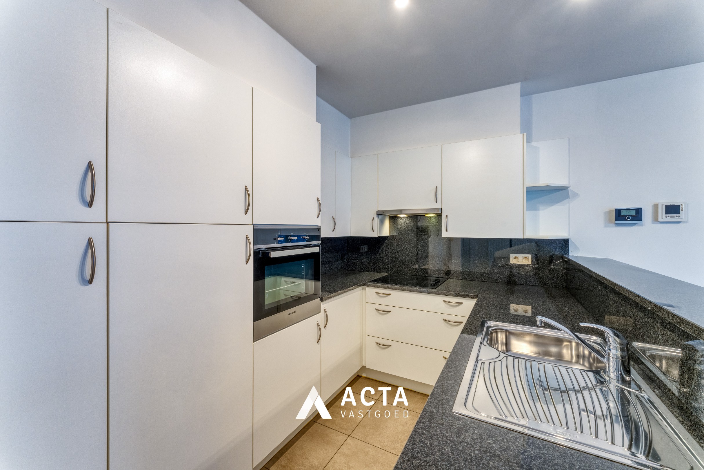 Recent appartement met twee slaapkamers aan het Leopoldpark! 