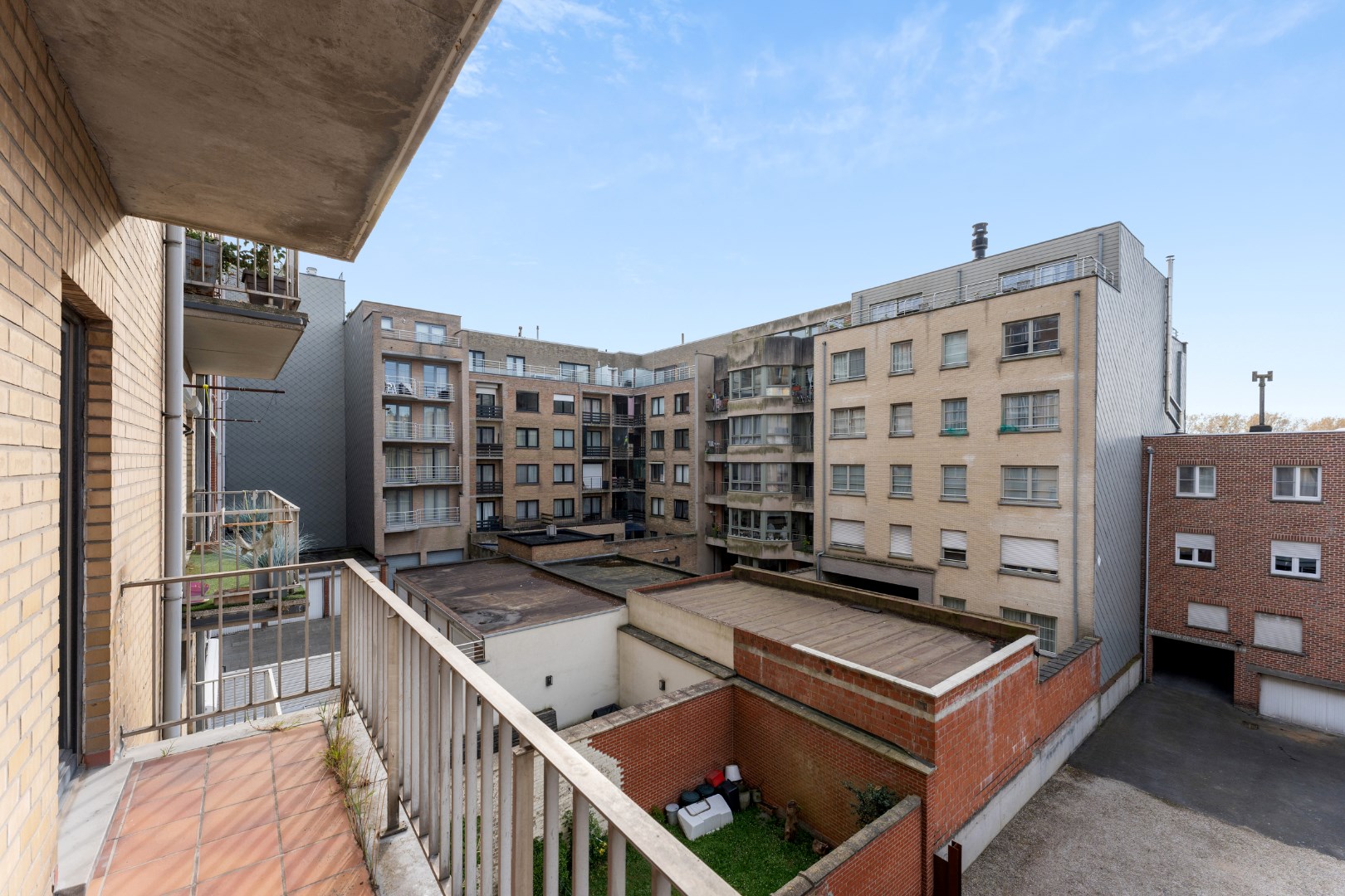 Appartement spacieux avec 3 chambres sur le Zeedijk 