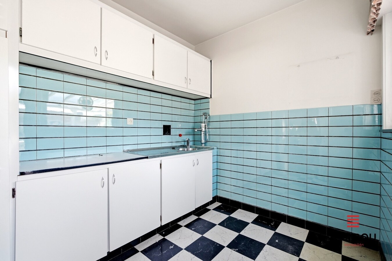 Open bebouwing met 3 slaapkamers, garage en noordoostgerichte tuin in Houthulst! 